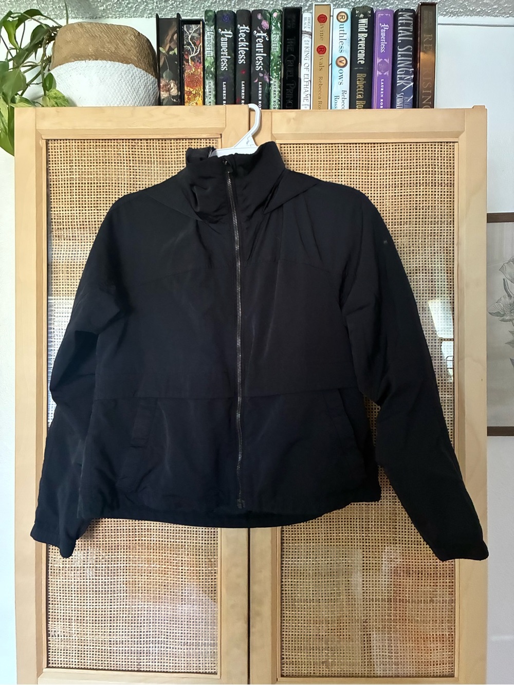 lululemon athletica Black Zip-Up Windbreaker Jacket
